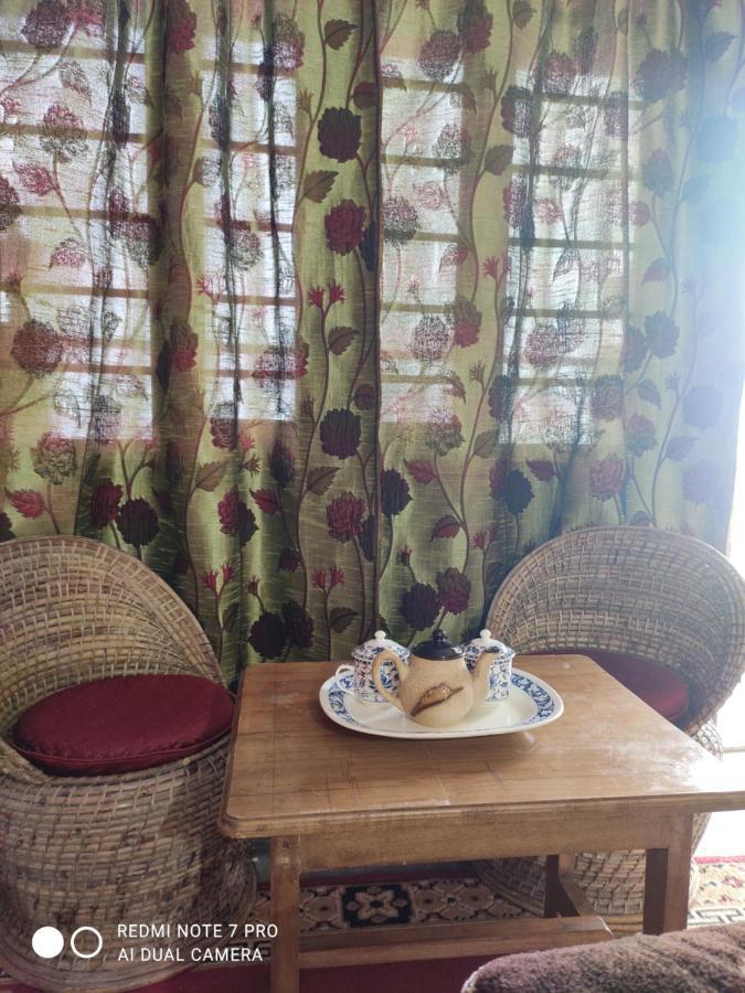 Swarna Kamal Homestay Darjeeling  Room photo